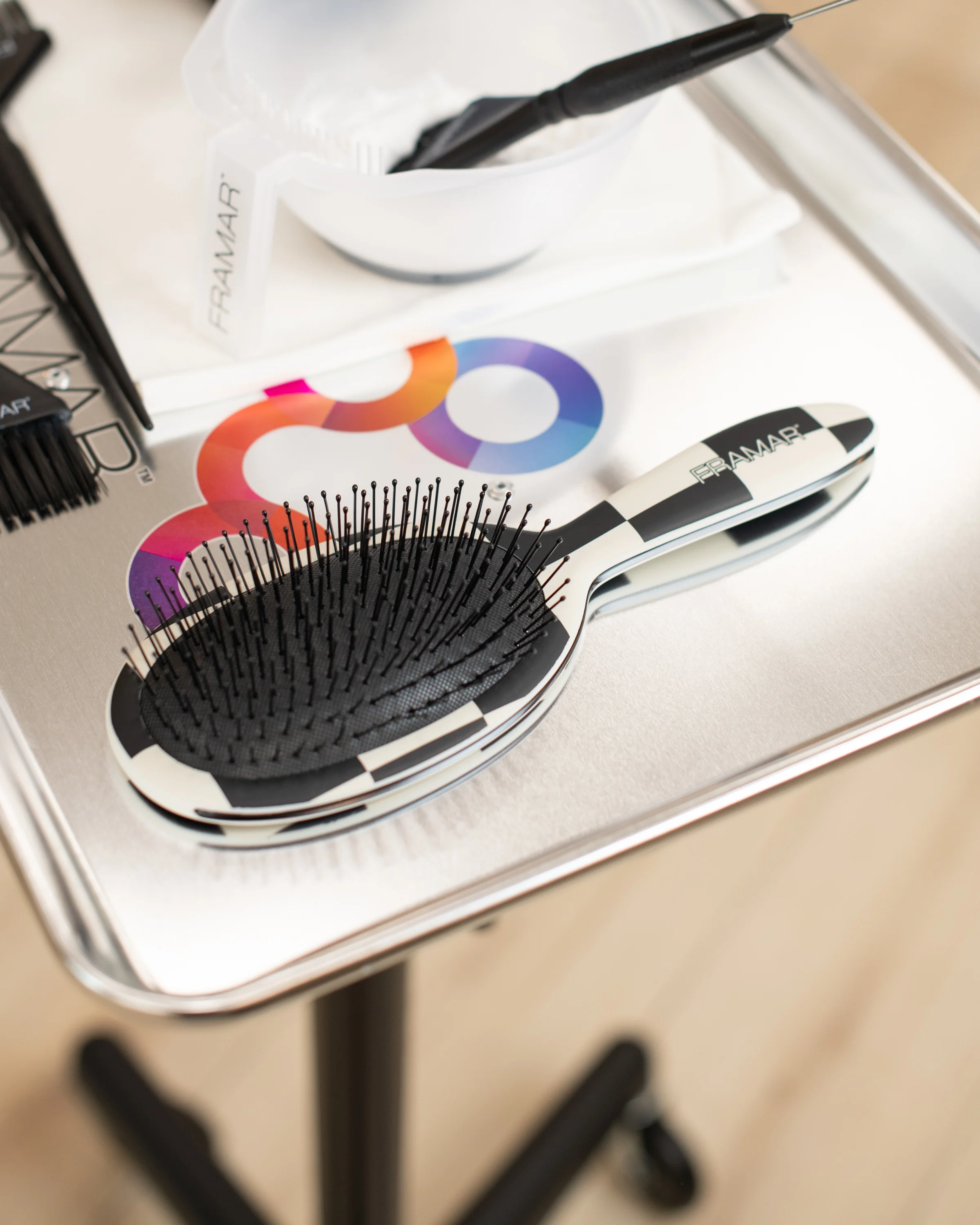 Checked Out - Detangle Brush - Image 3