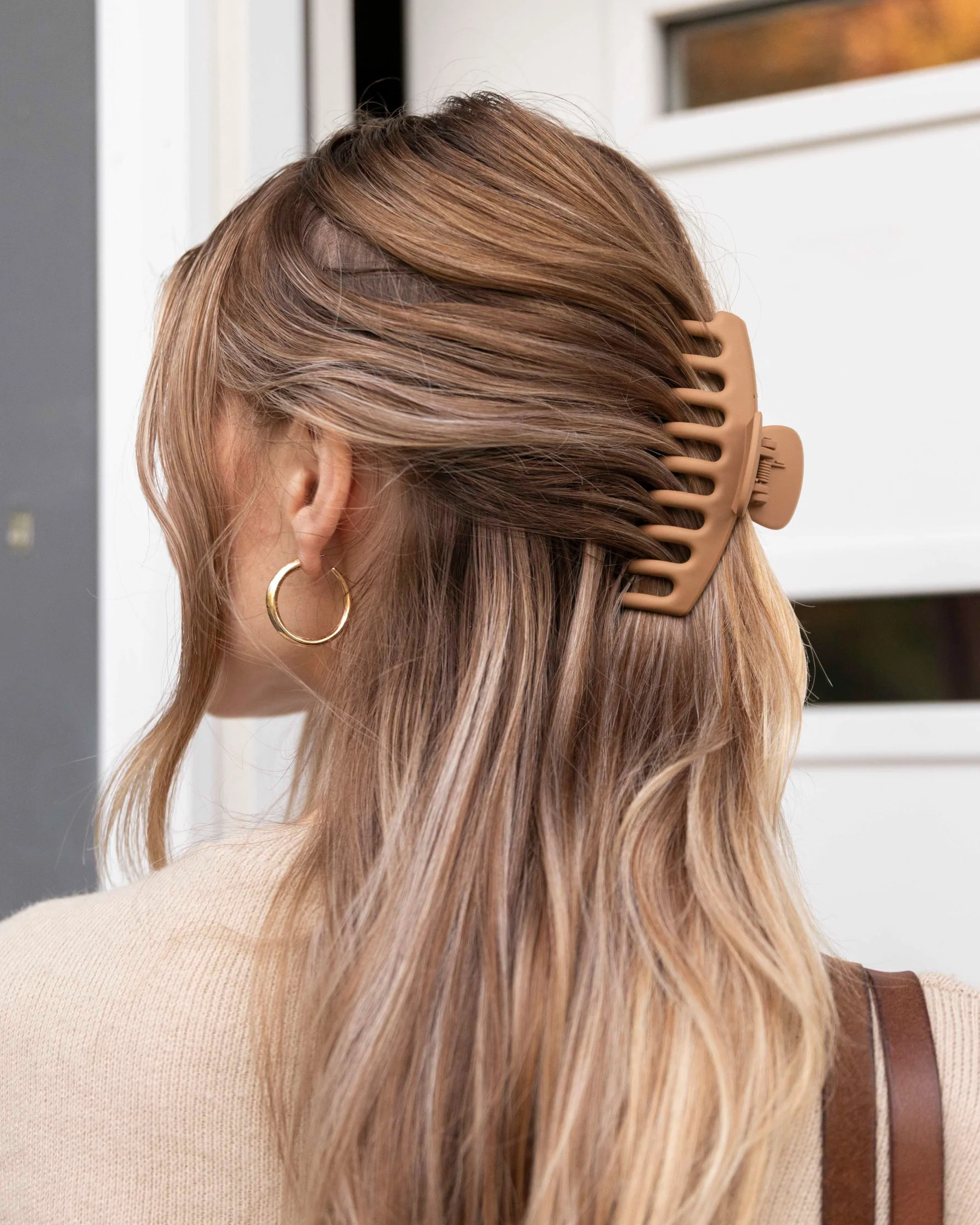 Claw Clips - Neutral - Image 4