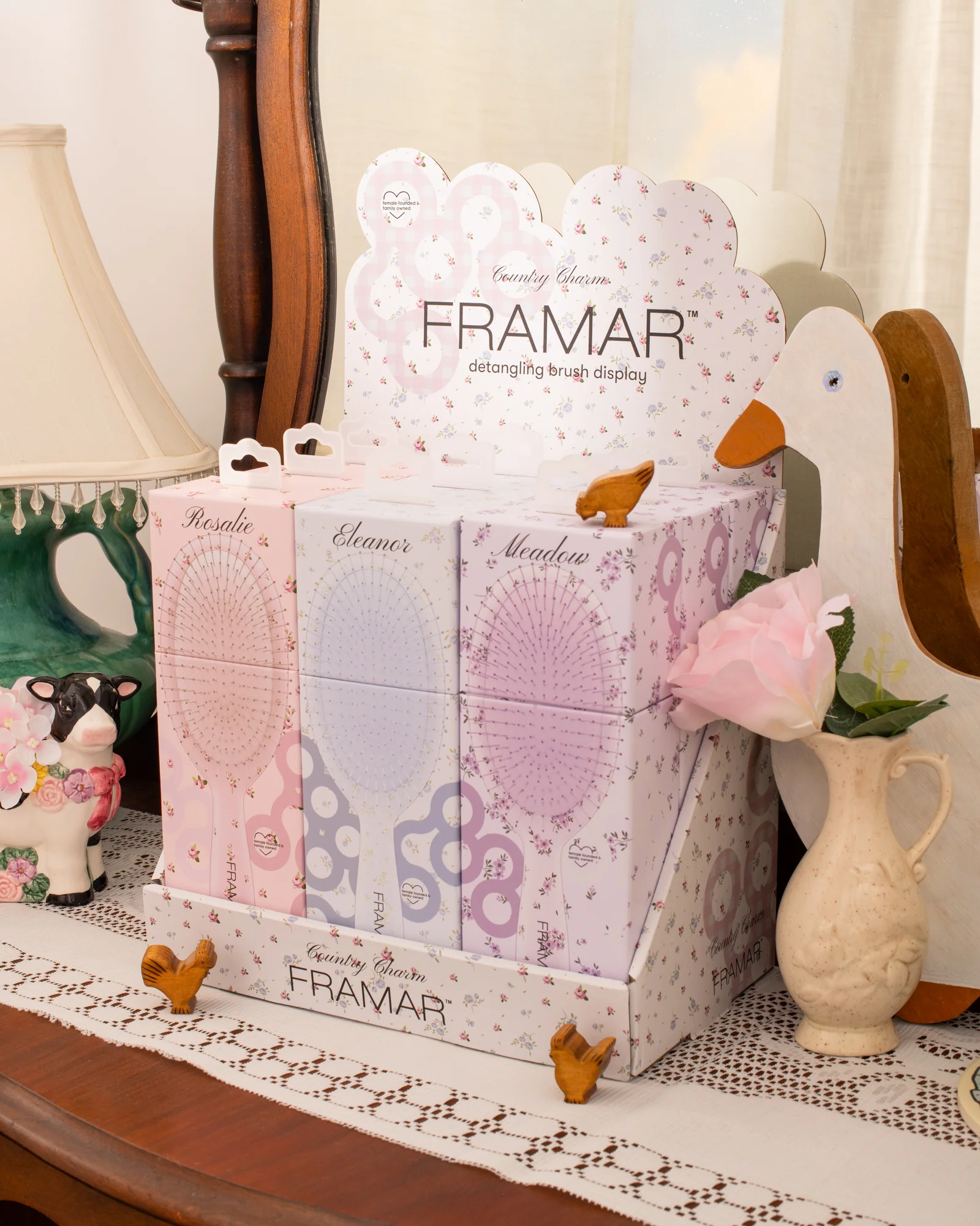 Country Charm - 9PC Detangle Brush Display - Image 5