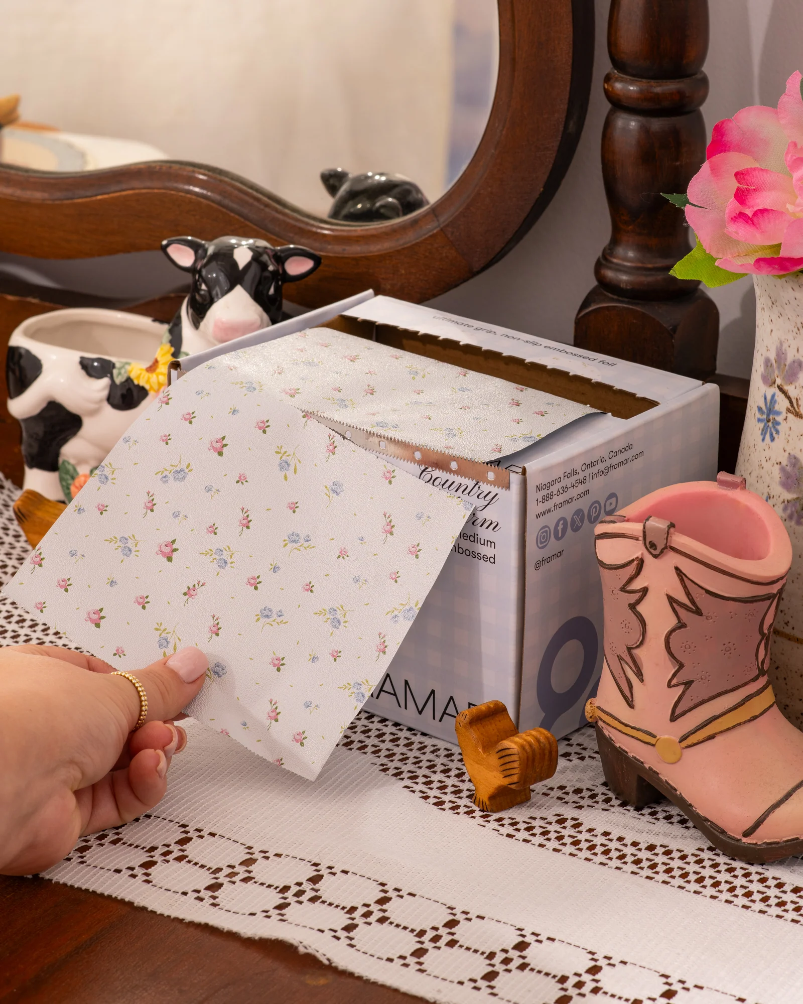 Country Charm - Embossed Roll - Image 3