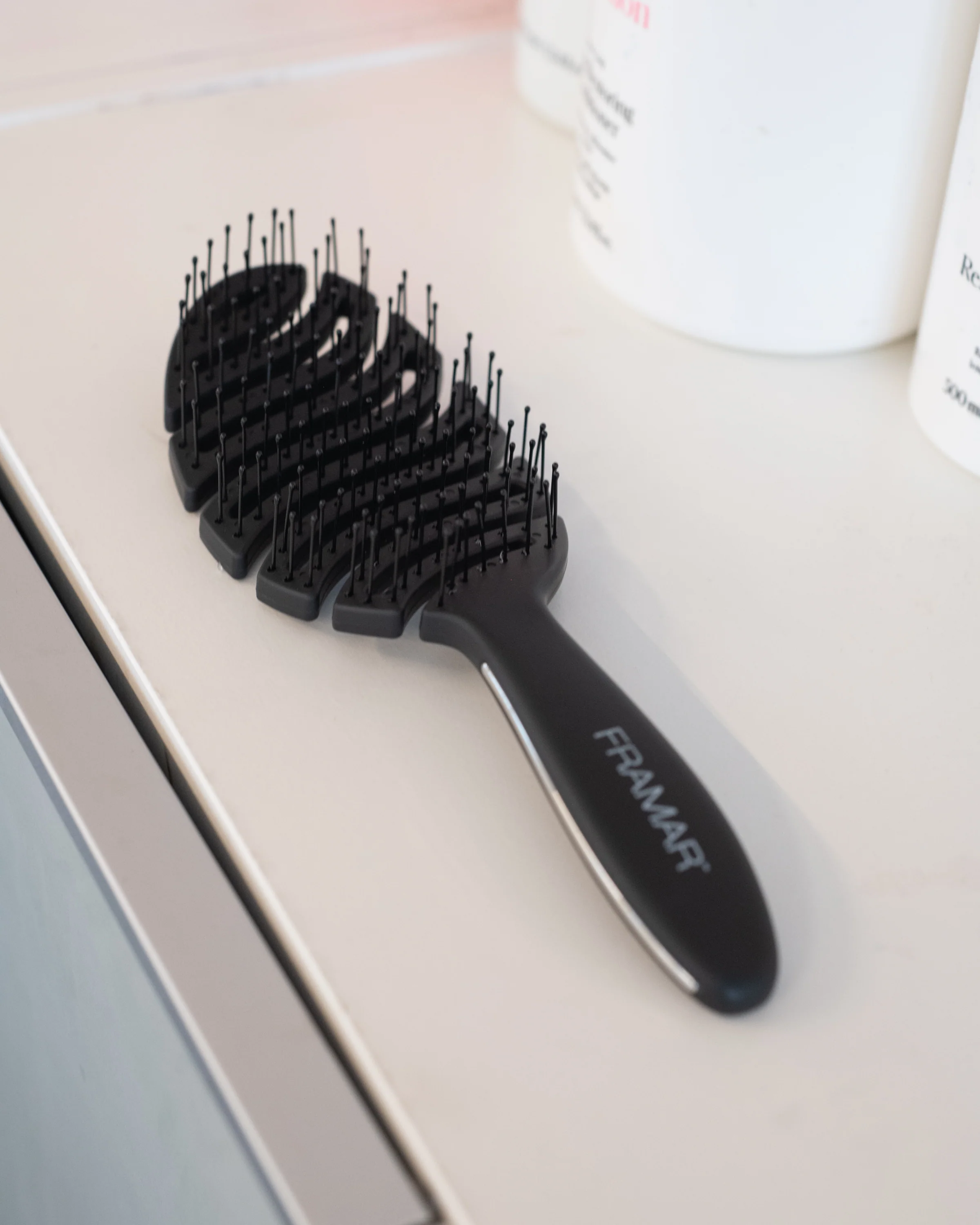 Flex Brush - Black - Image 3