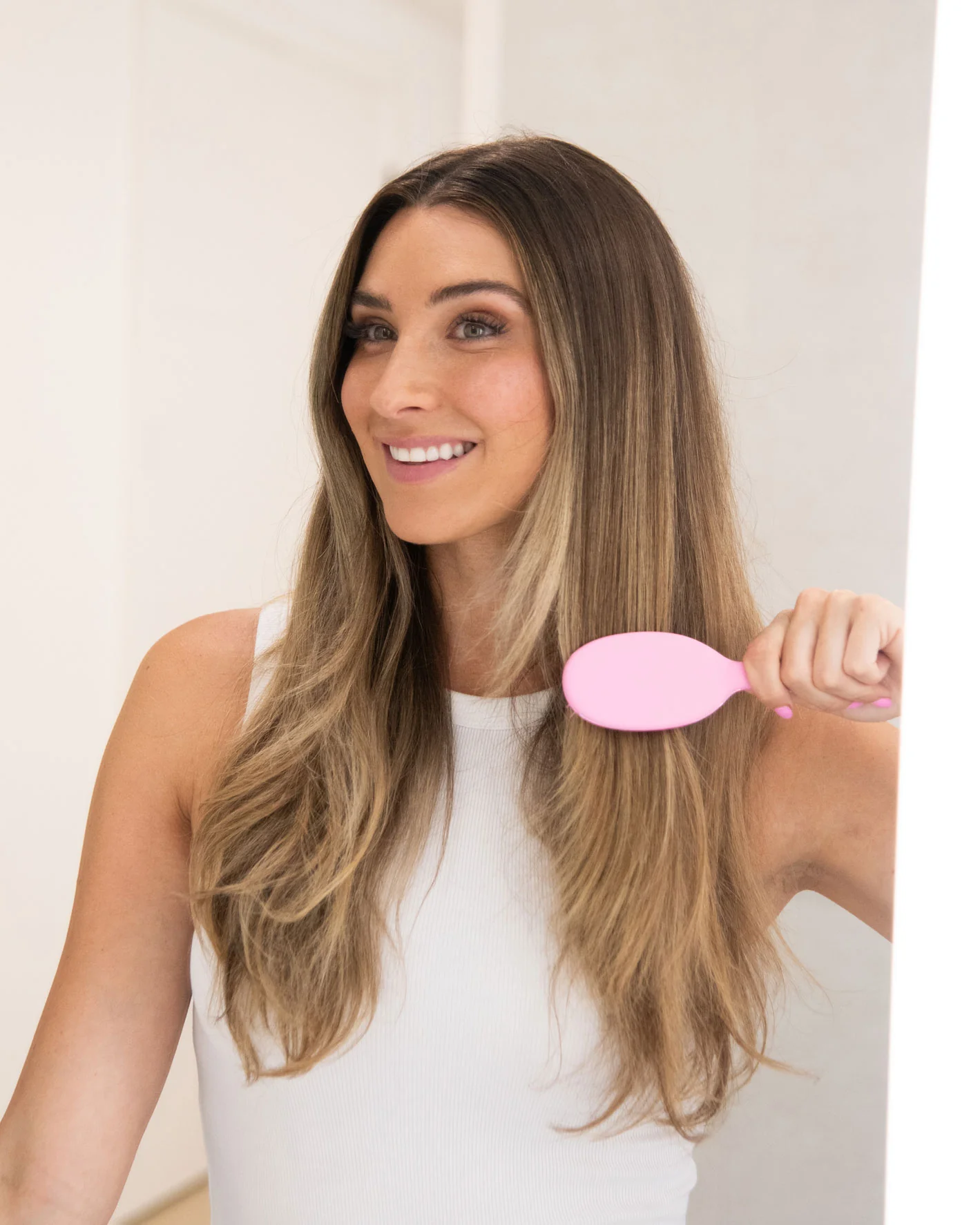 Mini Detangle Brush - Pink - Image 6