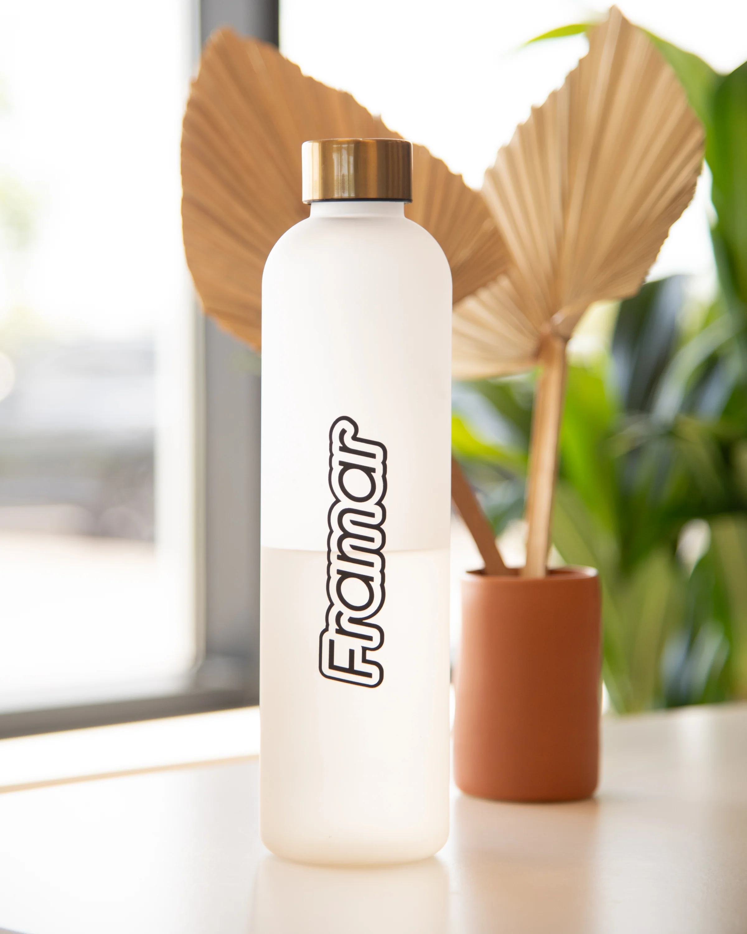 Neutral Thirst Trap - Water bottle - Image 3