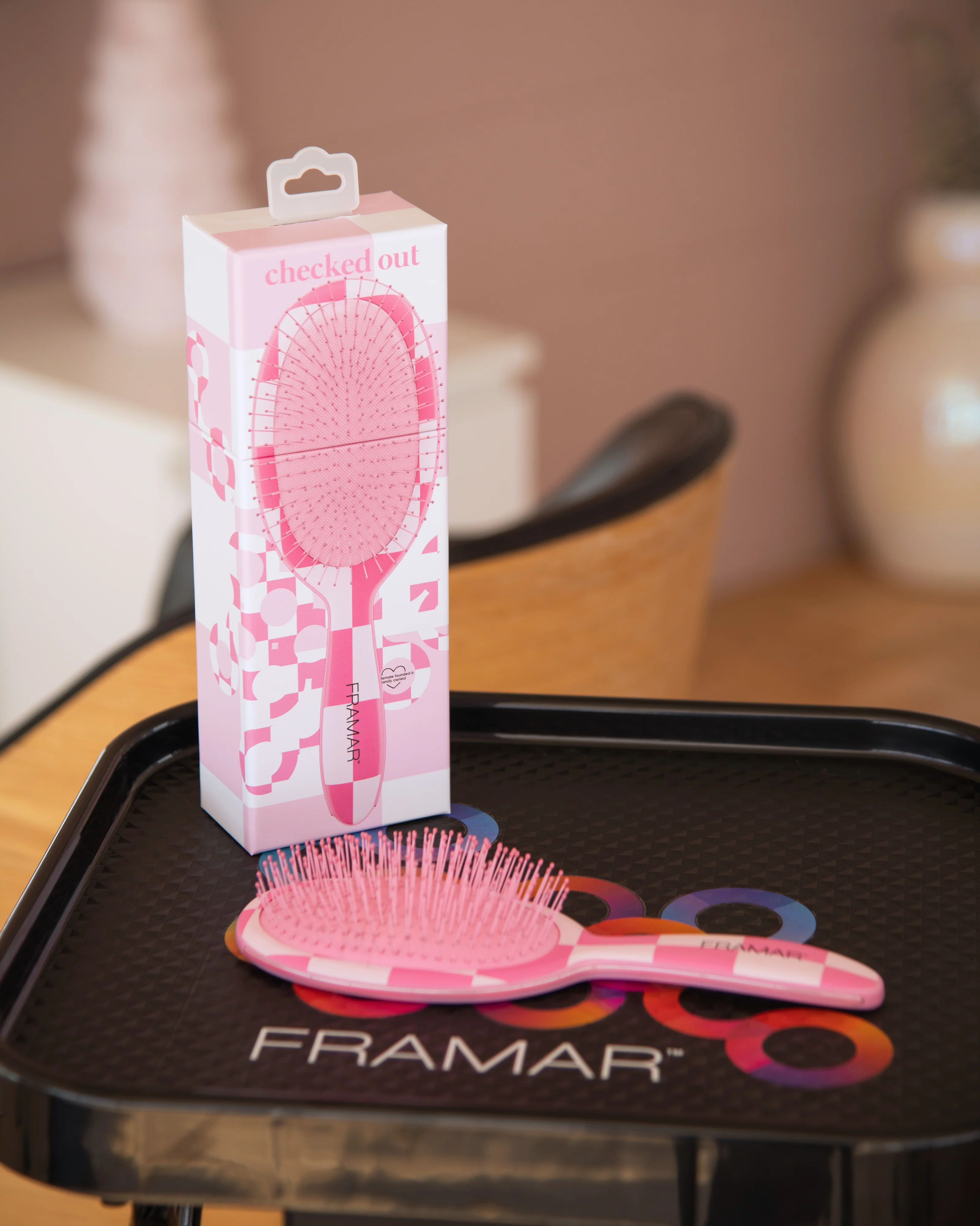 Checked Out Pink - Detangle Brush - Image 4