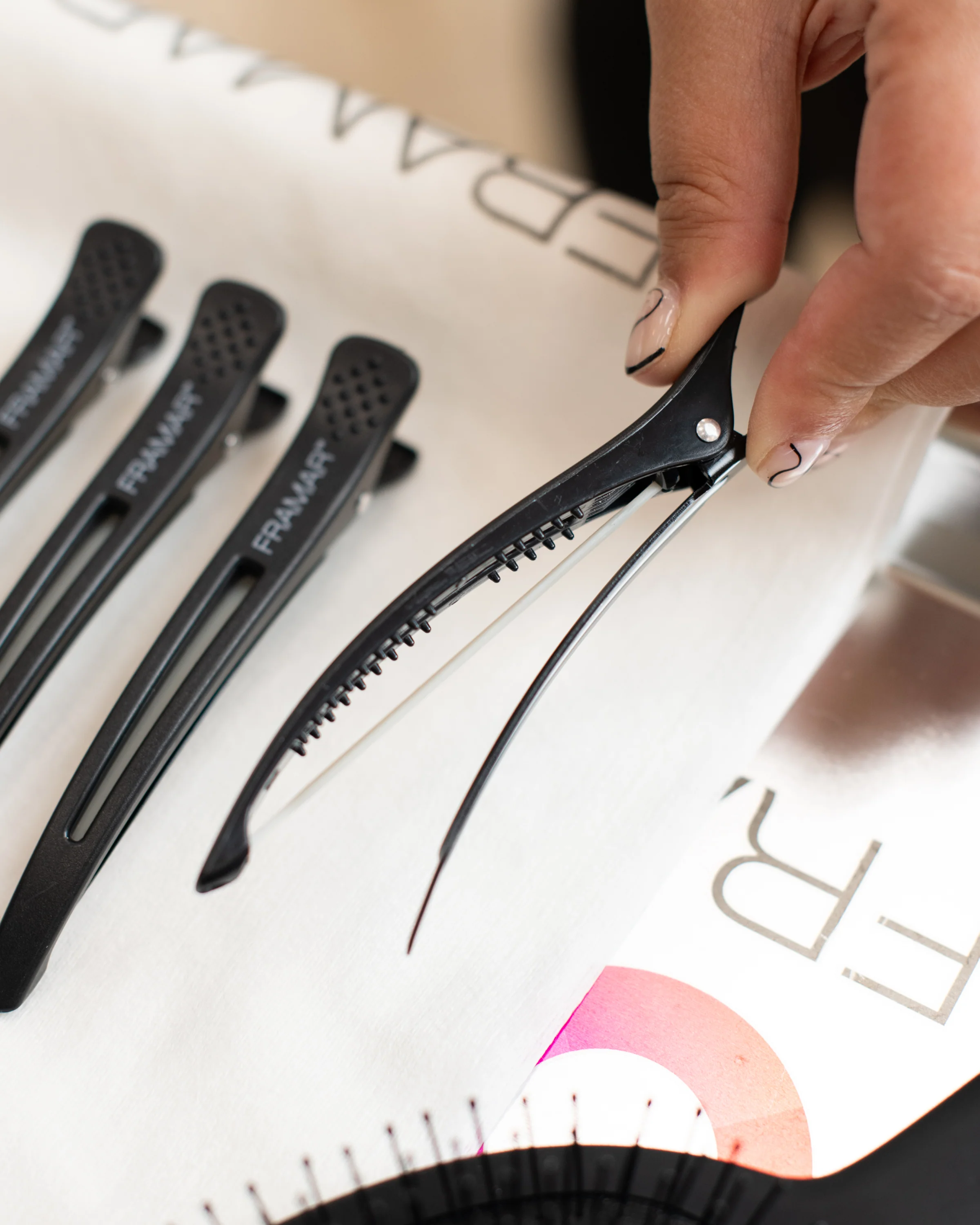 Super Sectioner Clips - Black - Image 5